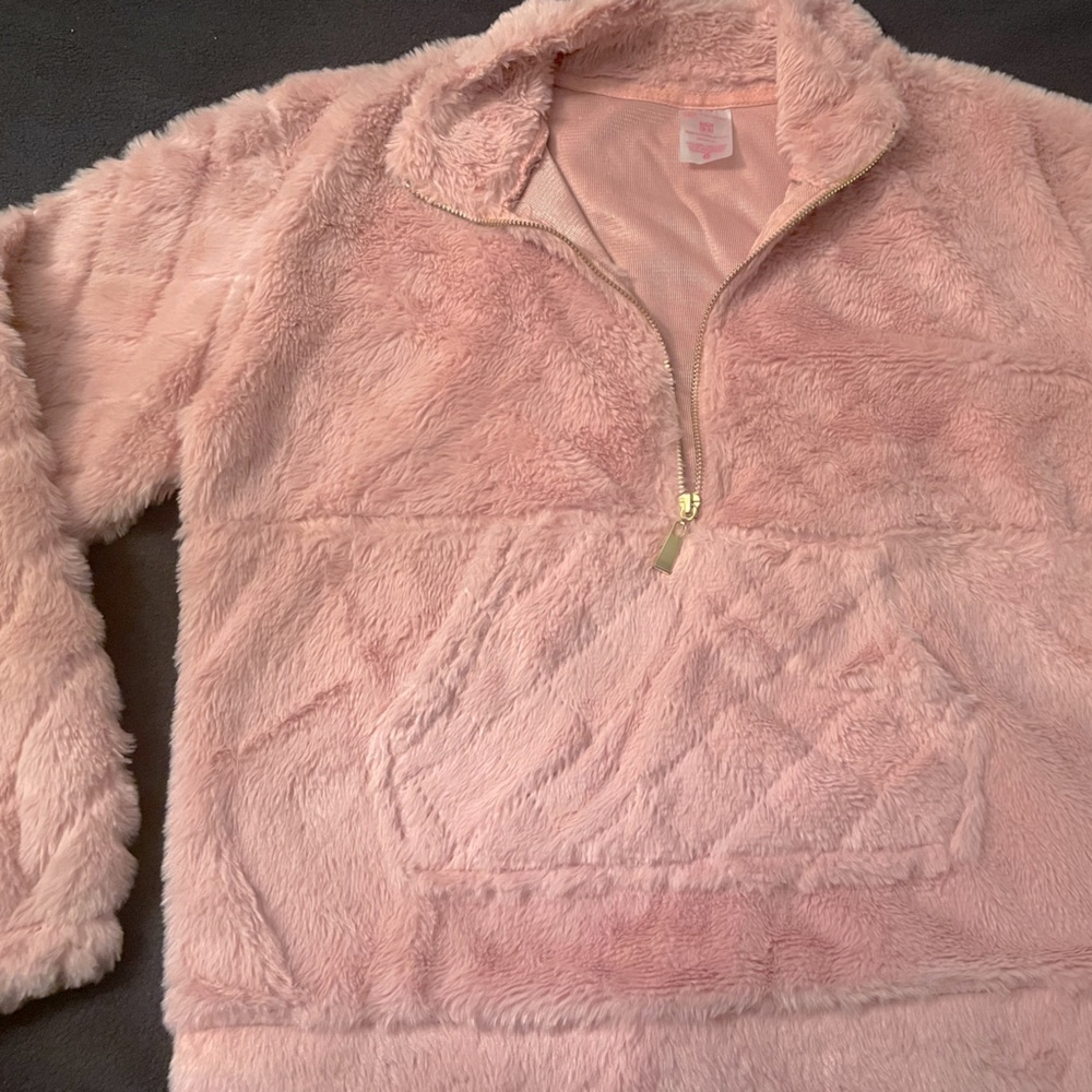 Pink women’s small No Boundaries Faux Fur pull over sweater